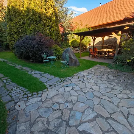 Apartament 100-dola *