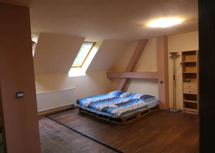 100-dola Apartmán *